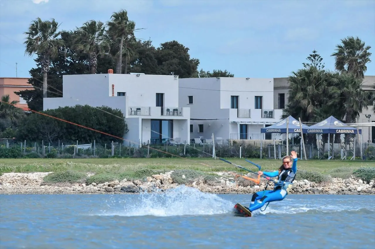 Aparthotel Casa B, Room 6 - Palm Kite Paradise, At Lagoon - Lo Stagnone Kite Spot Marsala Italy