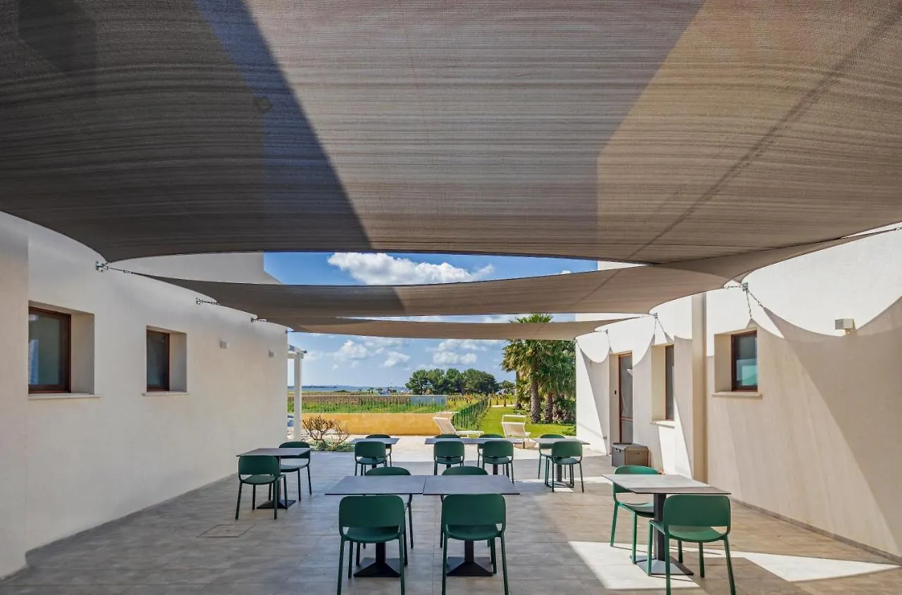 Casa B, Room 6 - Palm Kite Paradise, At Lagoon - Lo Stagnone Kite Spot Marsala Aparthotel